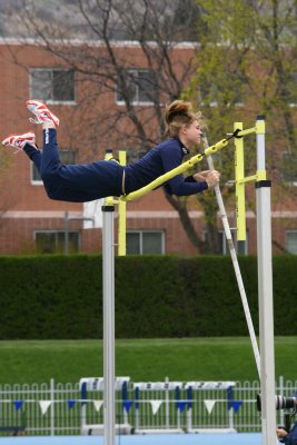 BYU TRACK 4-23-2011 101.JPG