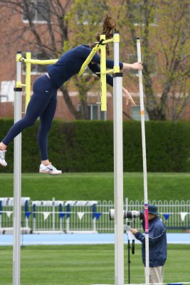 BYU TRACK 4-23-2011 107.JPG