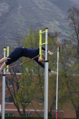 BYU TRACK 4-23-2011 204.JPG