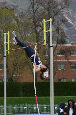 BYU TRACK 4-23-2011 212.JPG