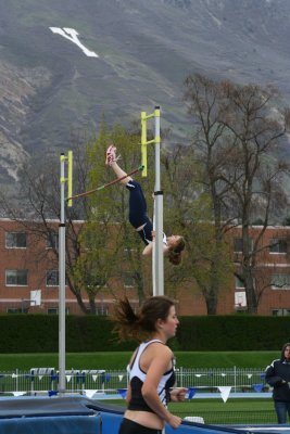 BYU TRACK 4-23-2011 219.JPG