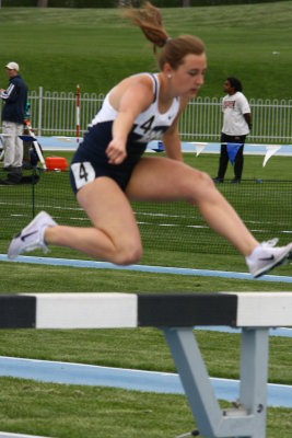 BYU TRACK 4-23-2011 235.JPG