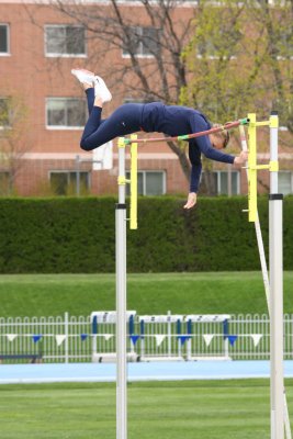 BYU TRACK 4-23-2011 306.JPG