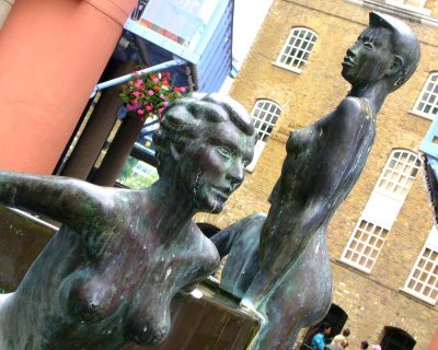 playful fountain 2