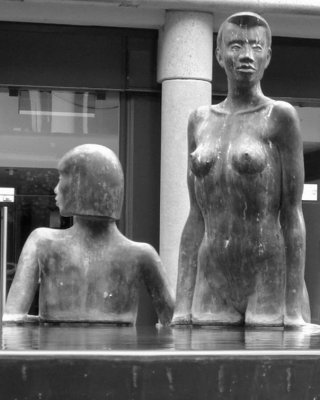 playful fountain 4