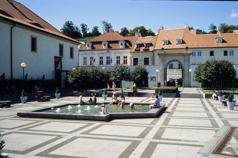 IMG01.JPG