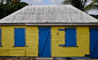 Yellow bungalow, Grand Cayman, 2011.jpg