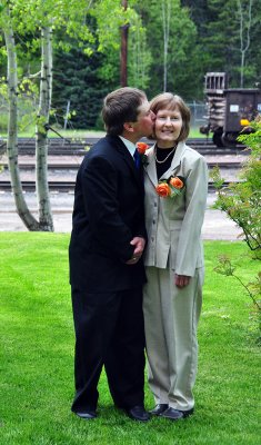 Nice-Kiss-for-mom