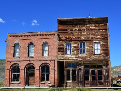 hotel-and-post-office