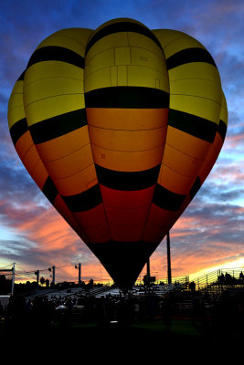 balloon-with-sunset.