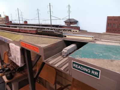 West end of North Philadelphia Station with bridge over Reading tracks.