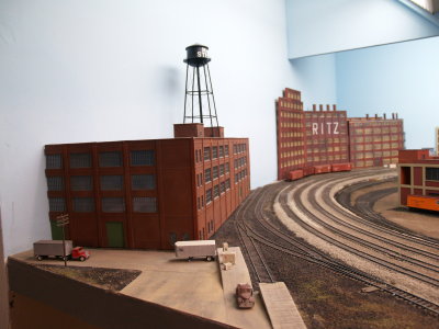 Another view of the scratchbuilt backdrop industries.