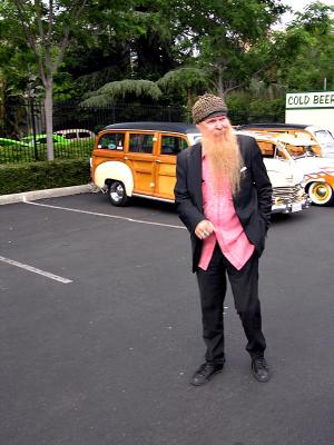 Billy F Gibbons / ZZ Top checking out the cars