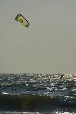 Kitesurfing at Sunset Mandrem 06