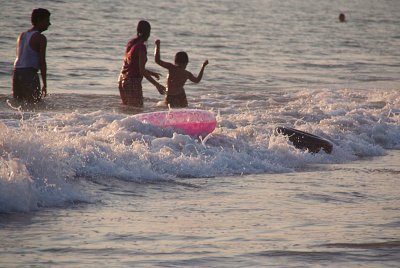 Inflatable Rings in the Surf Palolem