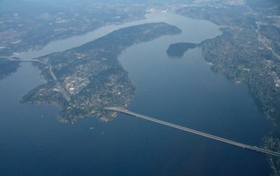 Mercer Island & I90 floating bridge, Seattle - IMG_9174.jpg
