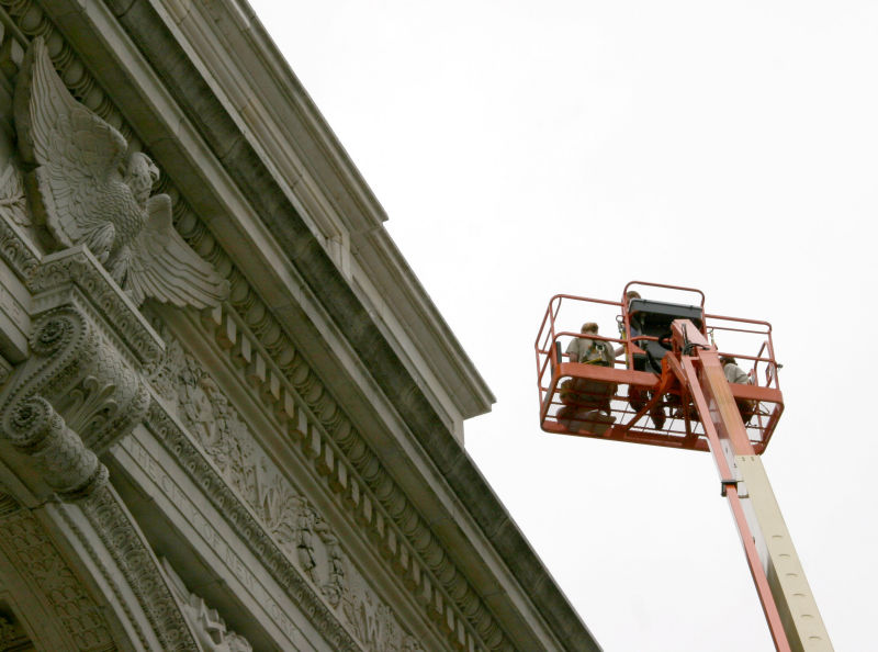 Inspecting the Arch