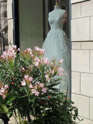 July 16, 2012 Photo Shoot - Rue Sherbrooke Museums & Galleries