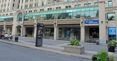 Montreal Tourist Bureau - Dorchester Square
