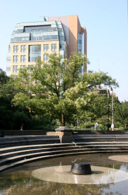 Fountain & NYU Student Center