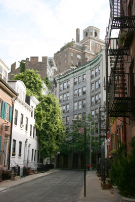 View from Waverly Place to Christopher Street