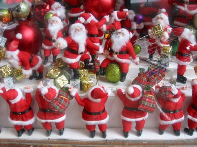 Santas at Work - 'Once Upon a Tart' Shop Window