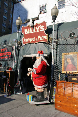 Billy's Antiques & Props
