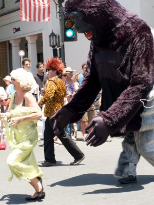 Santa Barbara Solstice Parade 032.jpg