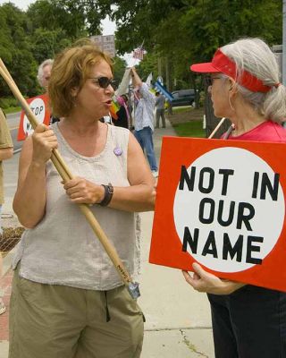 Protest in Setauket1817.jpg