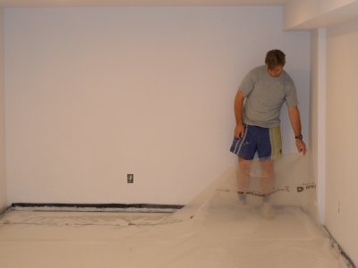 27 Aug - Putting down the vapour barrier