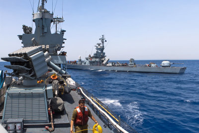 5709292328_52eb9476dc Israel Navy Saar 4.5 class_ missile boat_L.jpg