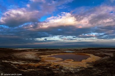 6434817003_4a85cac429 Dead Sea swallow-holes_ Lowest place on earth_ Israel_L.jpg