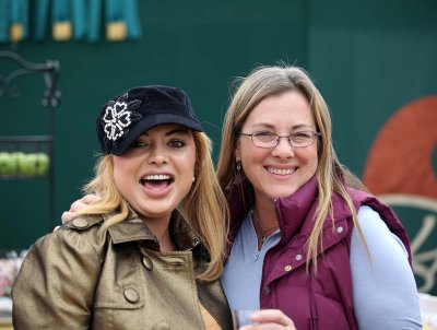 annabellaANDjanet_5881.jpg