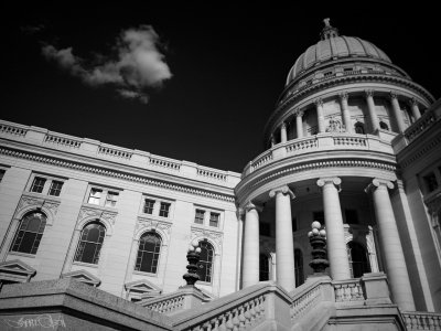 Wisconsin State Capitol - OOC BW