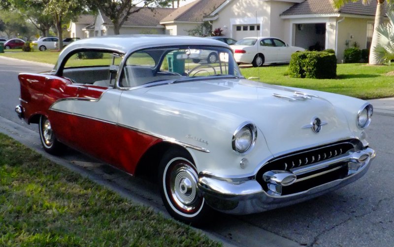 Oldsmobile Holiday 1950s