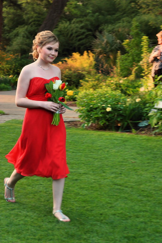 BRIDESMAID AND DAUGHTER OF THE BRIDE