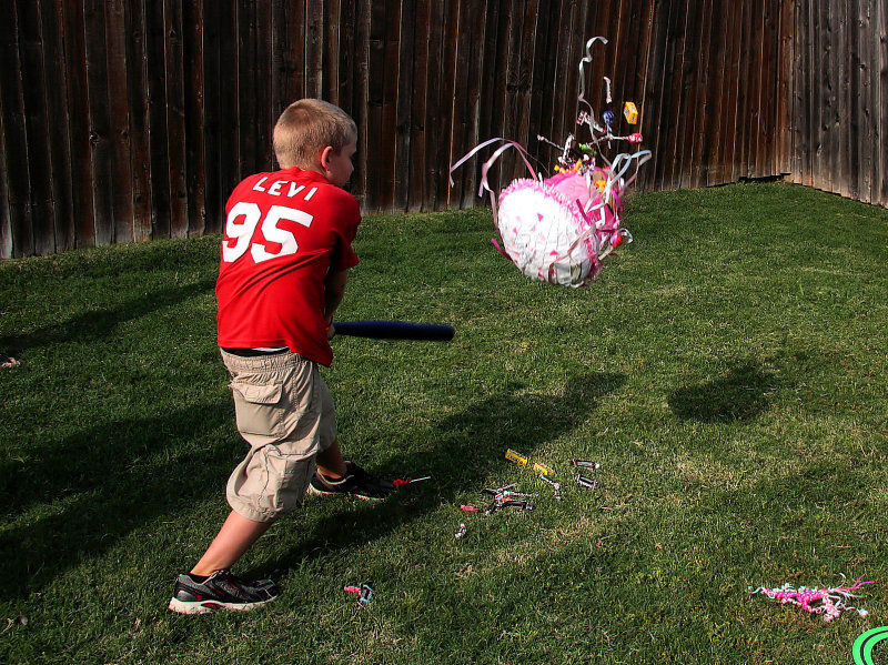 HOLIDAY AND AWARENESS - KIDS WIN WEEK