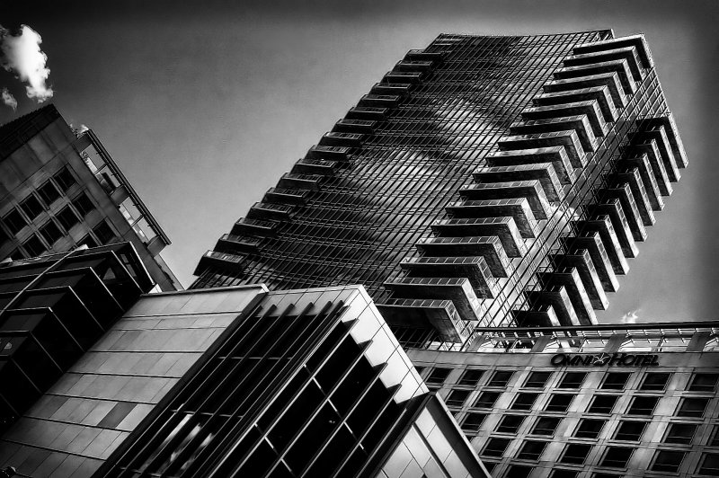 OMNI HOTEL