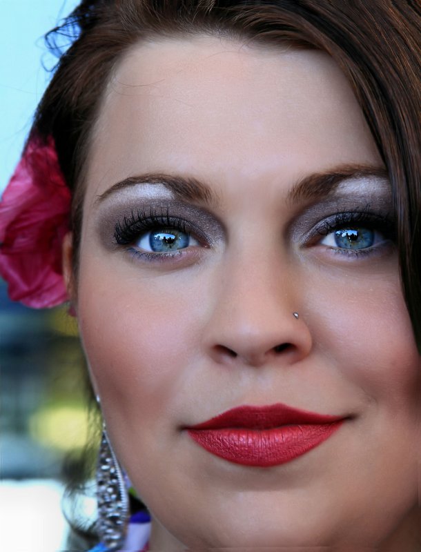THE EYES ARE A REFLECTION OF THE SOUL