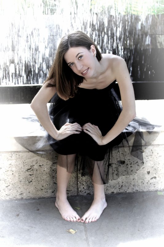 BAREFOOT