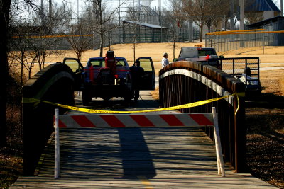 BRIDGE CLOSED