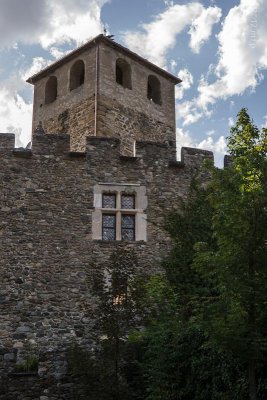 Introd Castle
