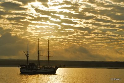 Sagitta Sailboat