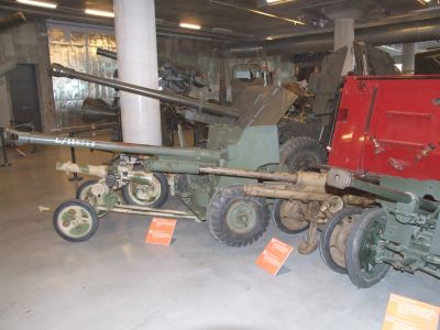 Various Artillery pieces