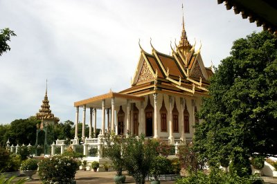 2046 Grounds of the Royal Palace