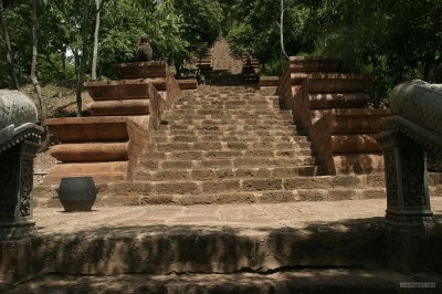 2147 Stair's to Wat Banan