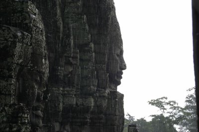 IMG_3322 Bayon and the rain