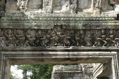 IMG_2578 Apsara's above doorway