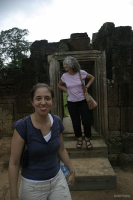 IMG_3339 Banteay Srei Joan and Rachel