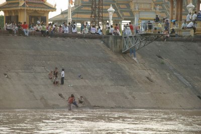 IMG_3928 Girl drinking out of river